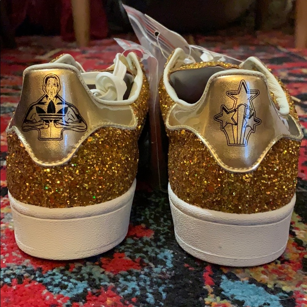 24K gold Superstar Shoes - Picture 3 of 3